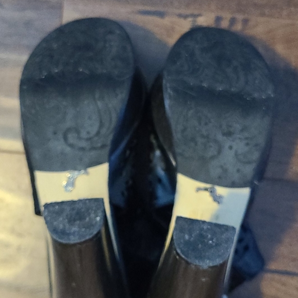 DONATED Dollhouse platform booties, 7.5 - Picture 5 of 8